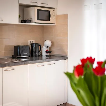 Bonaca (adults Only) *