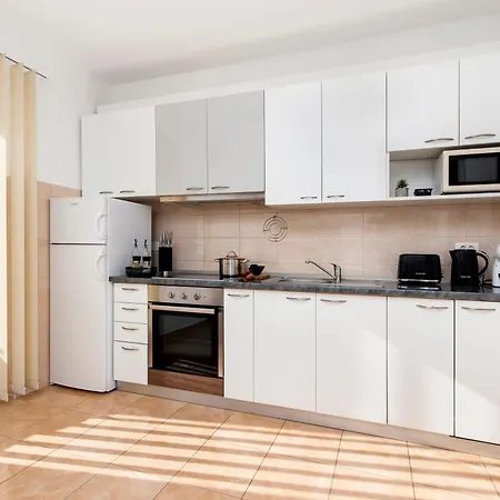 Bonaca (adults Only) * Ρόβινι