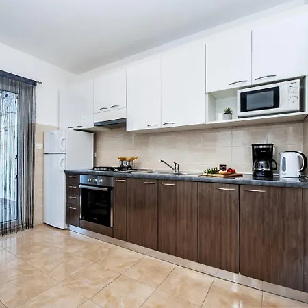 Διαμέρισμα Bonaca (adults Only) Ρόβινι